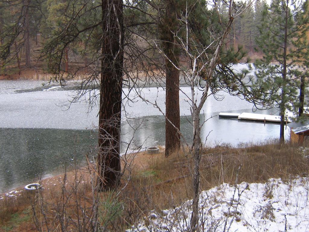 Rainbow Lake Castle Resort Princeton Esterno foto