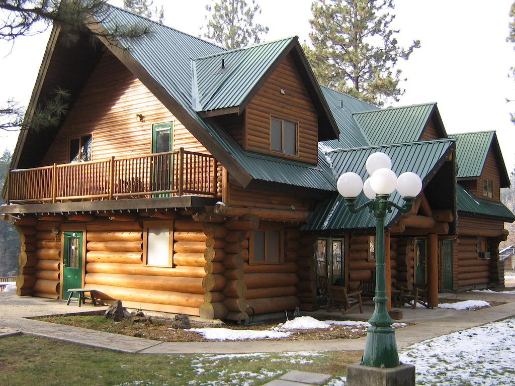 Rainbow Lake Castle Resort Princeton Esterno foto