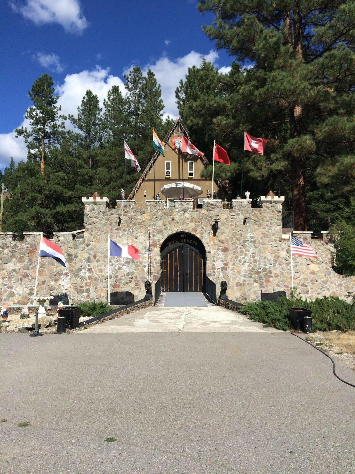 Rainbow Lake Castle Resort Princeton Esterno foto